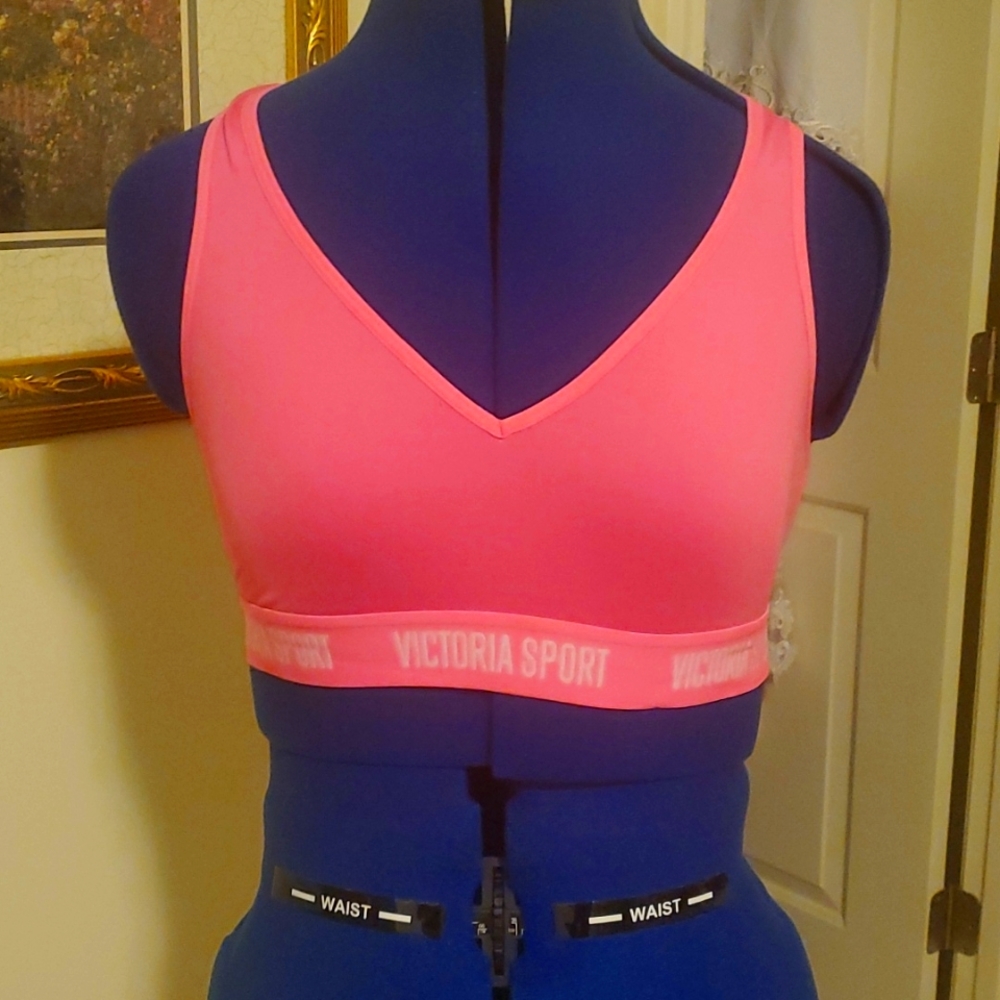 Victoria's secret sports bra
